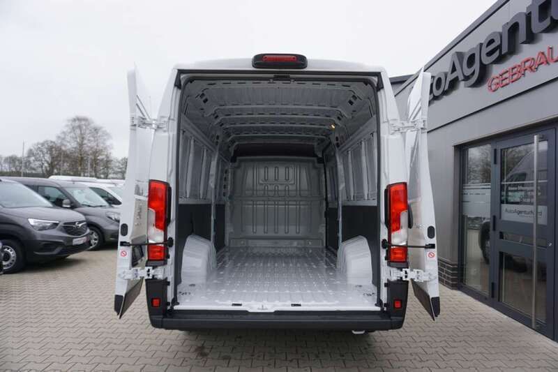 Gebraucht Citroën Jumper 140 PS (102 kW) 2022 Weiß Van / Kleinbus