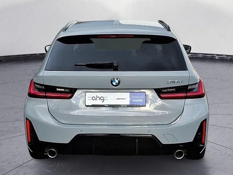 Gebraucht BMW 318 Performance 150 PS (110 kW) 2024 Grau Kombi
