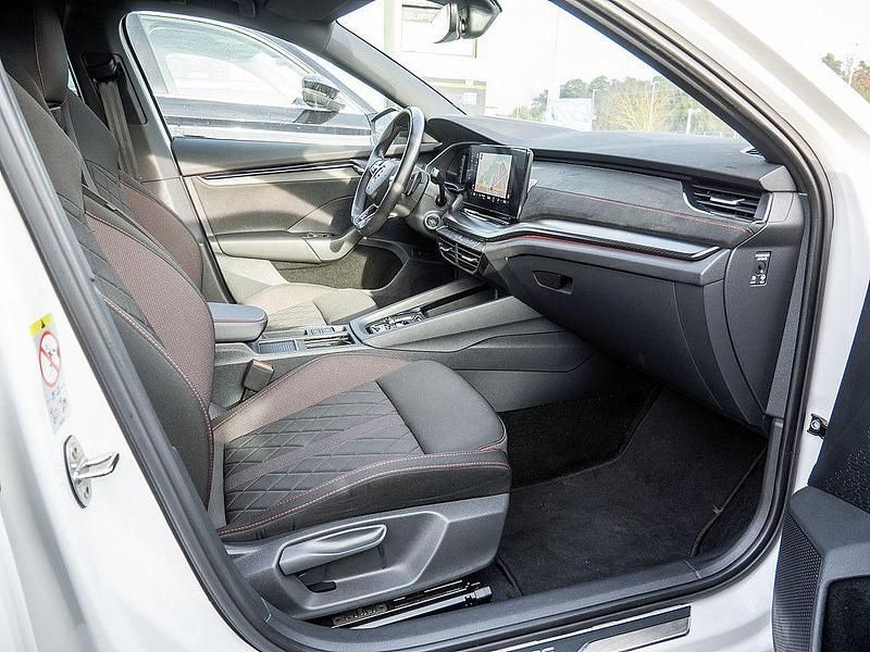 Gebraucht Skoda Octavia RS 200 PS (147 kW) 2024 Weiss / candy weiss Kombi