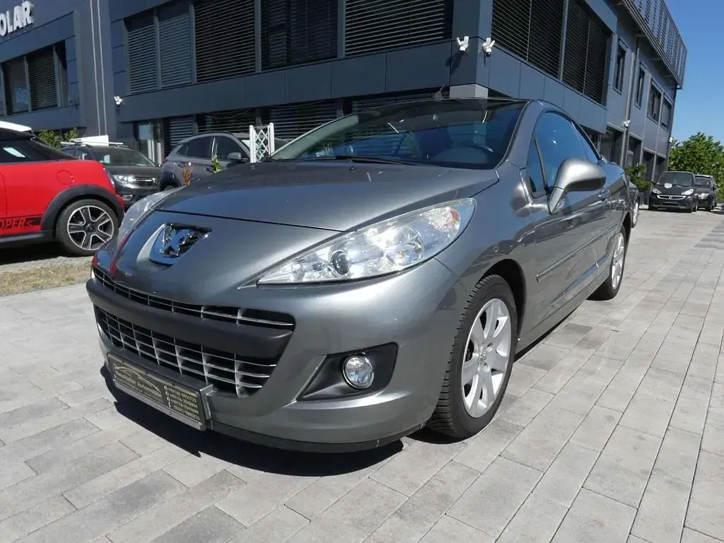 Gebraucht Peugeot 207 Platinum 120 PS (88 kW) 2012 Lack grau ermitage/metallicl Cabrio
