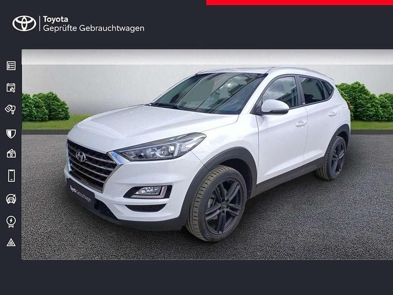Weiß Gebraucht 2020 Hyundai Tucson Trend SUV | 18.550 € (Superpreis) - Bild 1/4