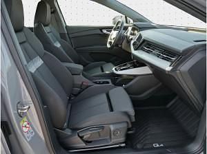Gebraucht Audi Q4 e-tron 194 kW (265 PS) 2022 Grau (kieselgrau) SUV