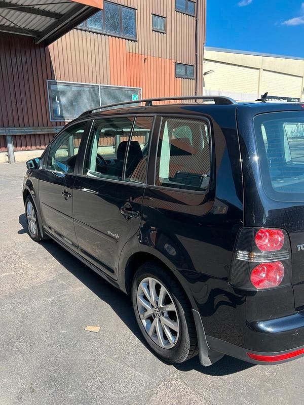 Gebraucht VW Touran 150 PS (110 kW) 2009 Schwarz Van / Kleinbus