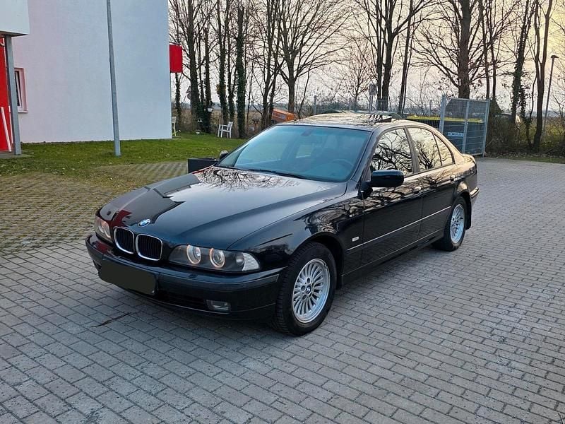 Gebraucht BMW 528 193 PS (141 kW) 2000 Schwarz Limousine