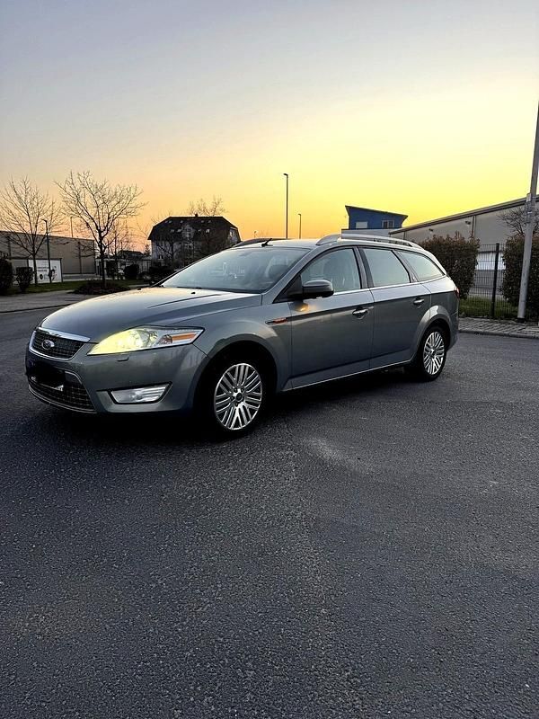 Gebraucht Ford Mondeo Ghia 175 PS (128 kW) 2008 Grau Kombi