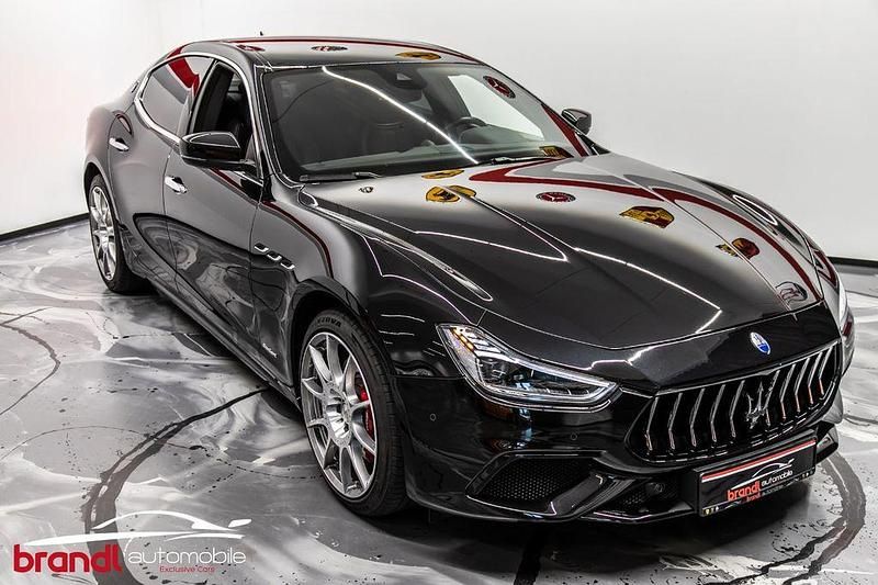 Gebraucht Maserati Ghibli 349 PS (256 kW) 2019 Schwarz Coupé