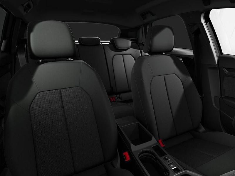 Second-hand Audi A3 Advanced 150 CP (110 kW) 2023 Negru Berlinǎ