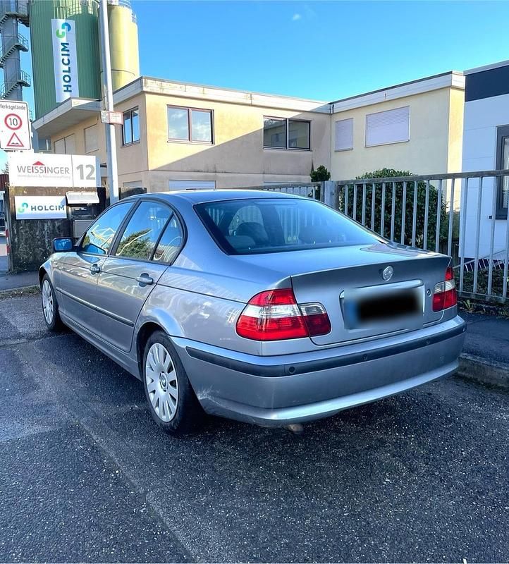 Gebraucht BMW 320 150 PS (110 kW) 2004 Limousine