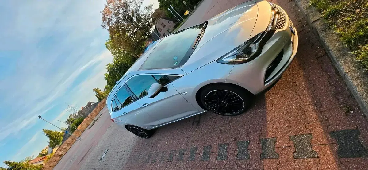 Gebraucht Opel Astra 160 PS (117 kW) 2018 Silber Kombi