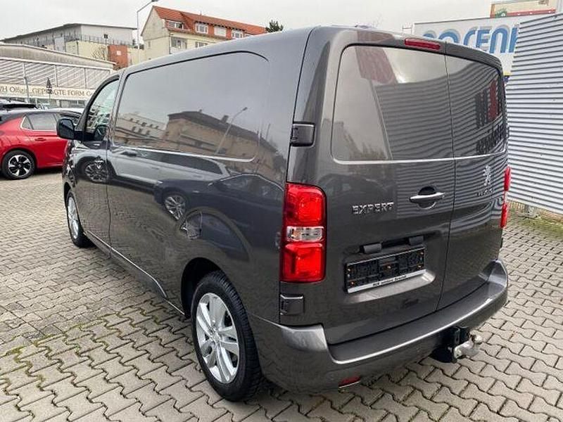 Gebraucht Peugeot Expert 144 PS (105 kW) 2023 Grau Van