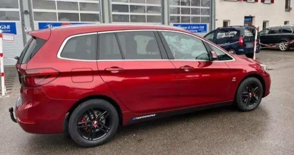 Gebraucht BMW 216 Gran Tourer 116 PS (85 kW) 2016 Rot Van / Kleinbus