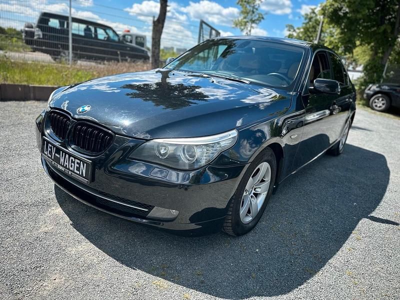 Gebraucht BMW 525 218 PS (160 kW) 2008 Schwarz Limousine