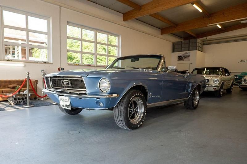 Blau Gebraucht 1967 Ford Mustang Cabrio | 45.000 € - Bild 1/4