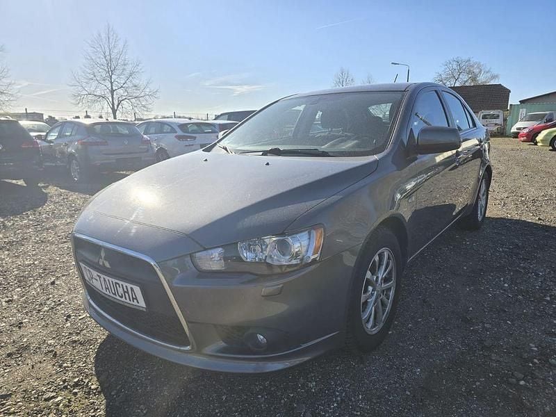 Gebraucht Mitsubishi Lancer Sportback 150 PS (110 kW) 2011 Grau Limousine