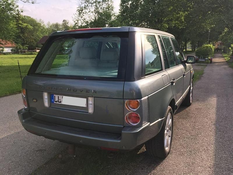 Gebraucht Land Rover Range Rover 286 PS (210 kW) 2003 Grün SUV