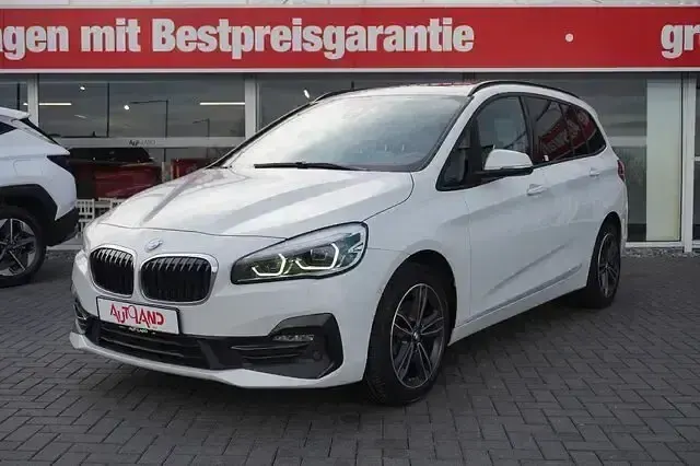 Gebraucht BMW 218 Advantage 136 PS (100 kW) 2022 Weiß Van / Kleinbus