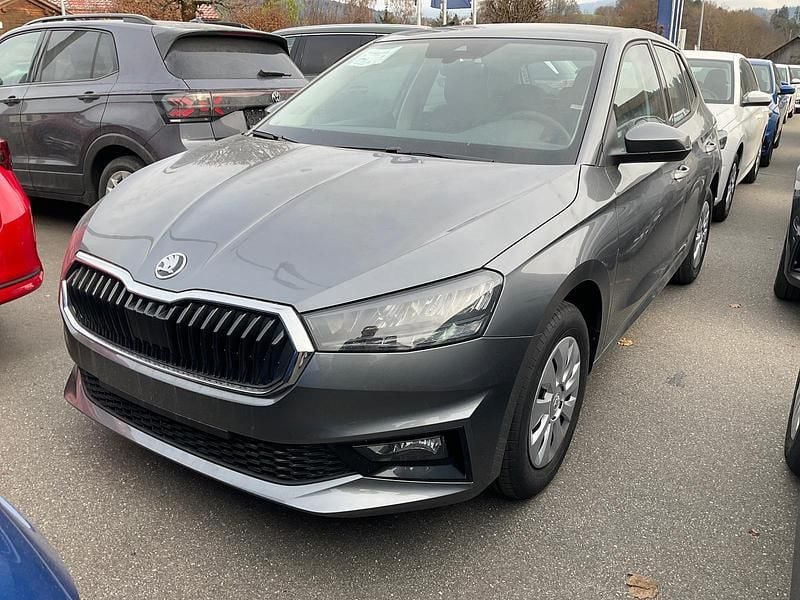 Graphite grau metallic Neu 2025 Skoda Fabia Selection | 20.345 € (Fairer Preis) - Bild 1/3