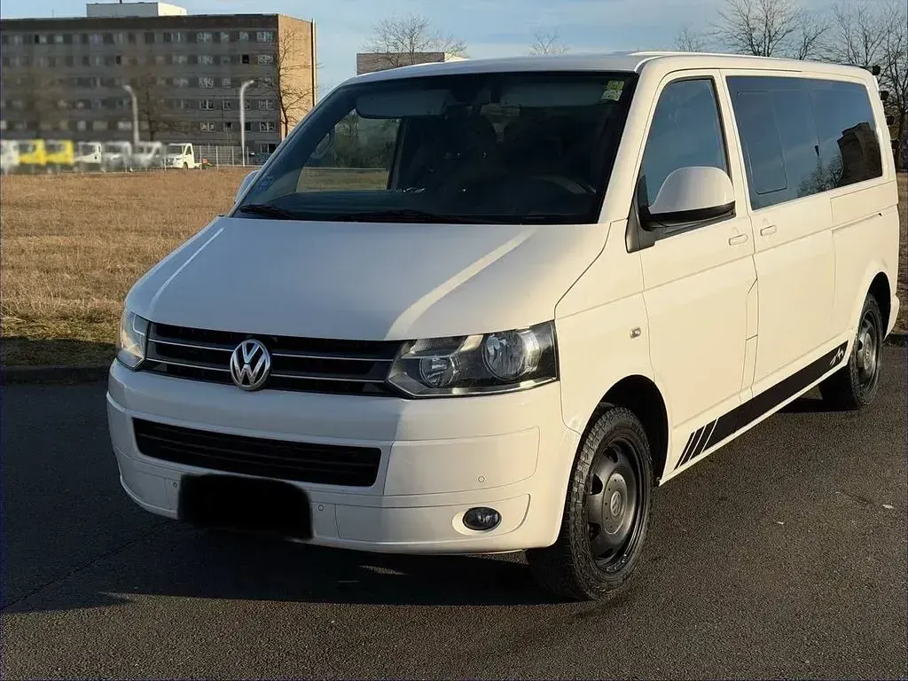 Gebraucht VW Caravelle 179 PS (131 kW) 2011 Weiß Van