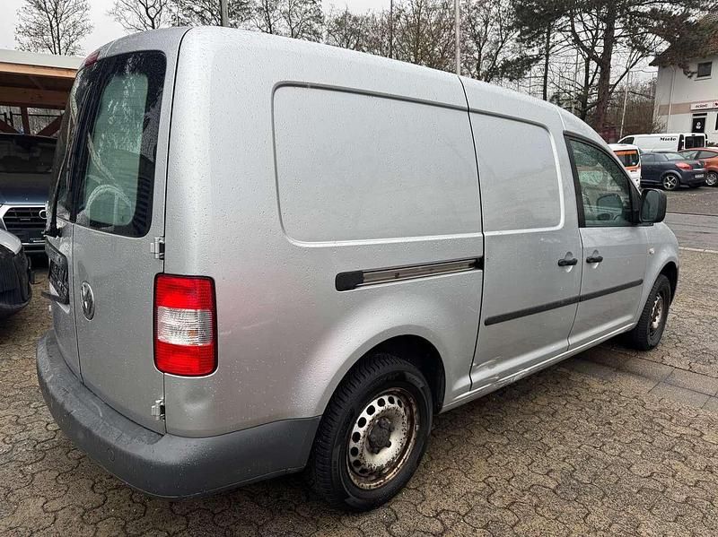 Gebraucht VW Caddy Maxi 105 PS (77 kW) 2010 Reflexsilber metallic Van / Kleinbus