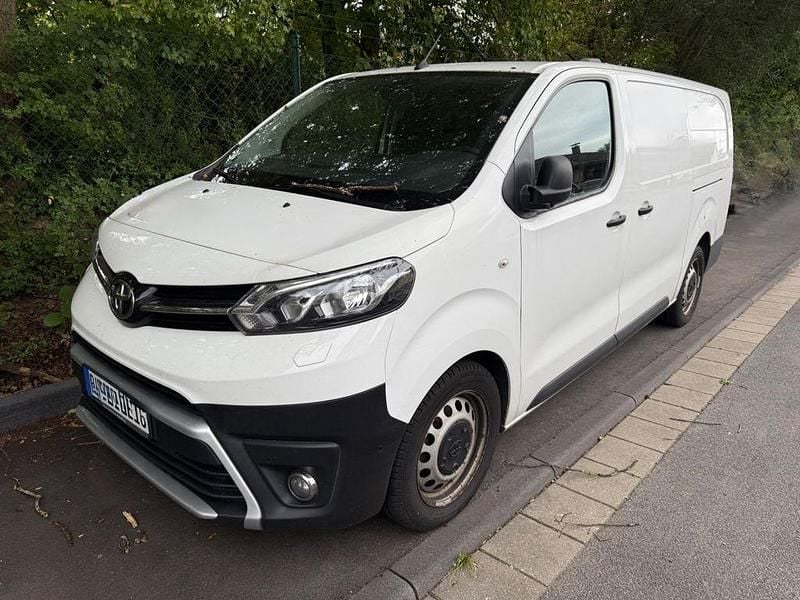 Weiß Gebraucht 2019 Toyota Proace Comfort Van | 7.990 € (Guter Preis) - Bild 1/4