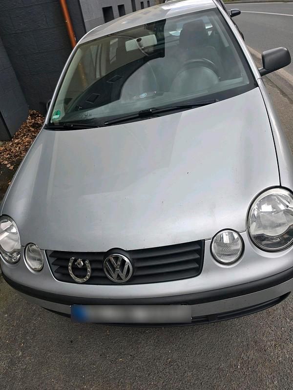 Gebraucht VW Polo 54 PS (39 kW) 2003 Silber Kleinwagen