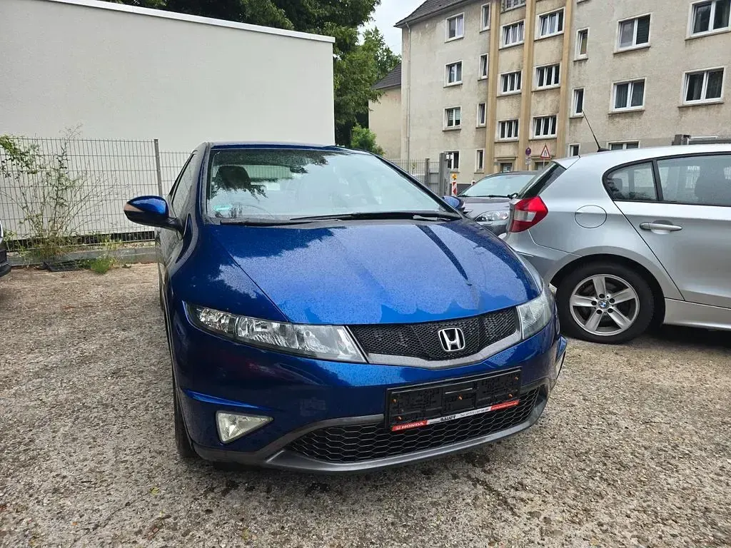 Gebraucht Honda Civic Sport 99 PS (72 kW) 2011 Deep sapphire blue Limousine