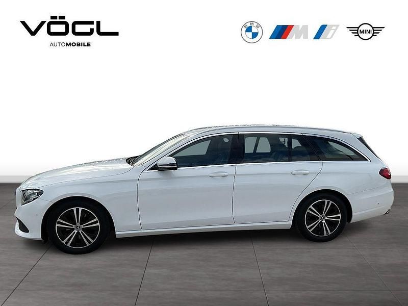 Gebraucht Mercedes E200 Avantgarde 160 PS (117 kW) 2020 Weiß Kombi