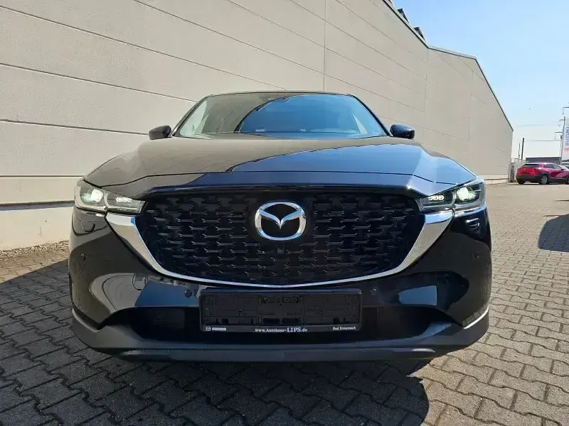Używany Mazda CX-5 Ad'Vantage 150 KM (110 kW) 2024 Czarny SUV