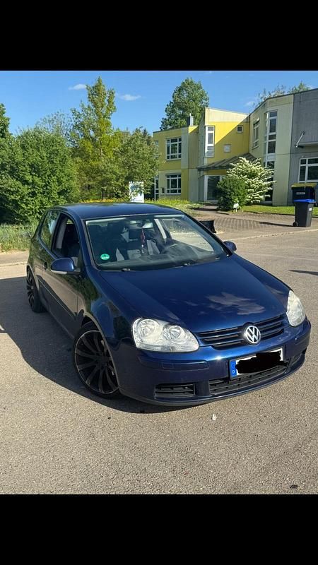 Gebraucht VW Golf 150 PS (110 kW) 2005 Blau Coupé