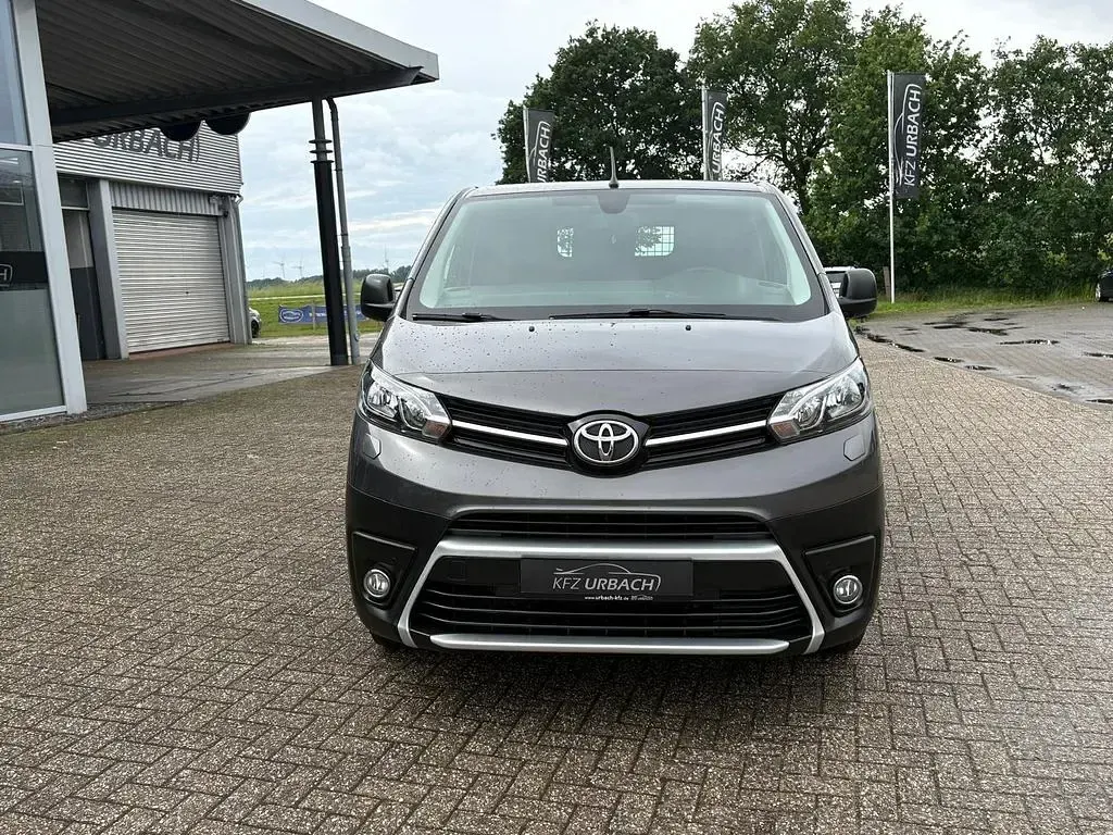 Gebraucht Toyota Proace 150 PS (110 kW) 2019 Grau Van / Kleinbus