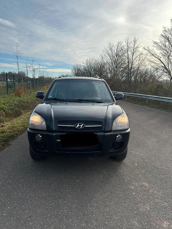 Schwarz Gebraucht 2005 Hyundai Tucson SUV | 2.400 € (Guter Preis) - Bild 1/4