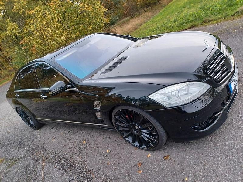 Schwarz Gebraucht 2006 Mercedes S550 Limousine | 14.900 € - Bild 1/4
