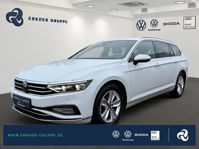 Gebraucht VW Passat Elegance 150 PS (110 kW) 2024 Kombi