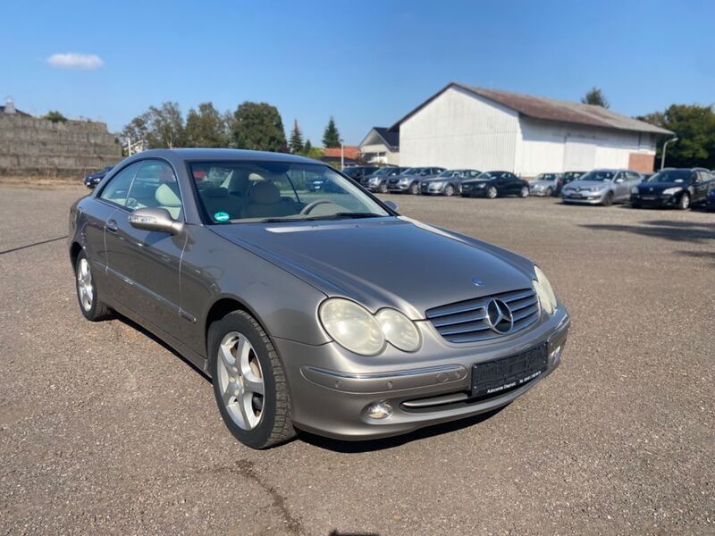Gebraucht Mercedes CLK320 Elegance 218 PS (160 kW) 2004 Silber Limousine