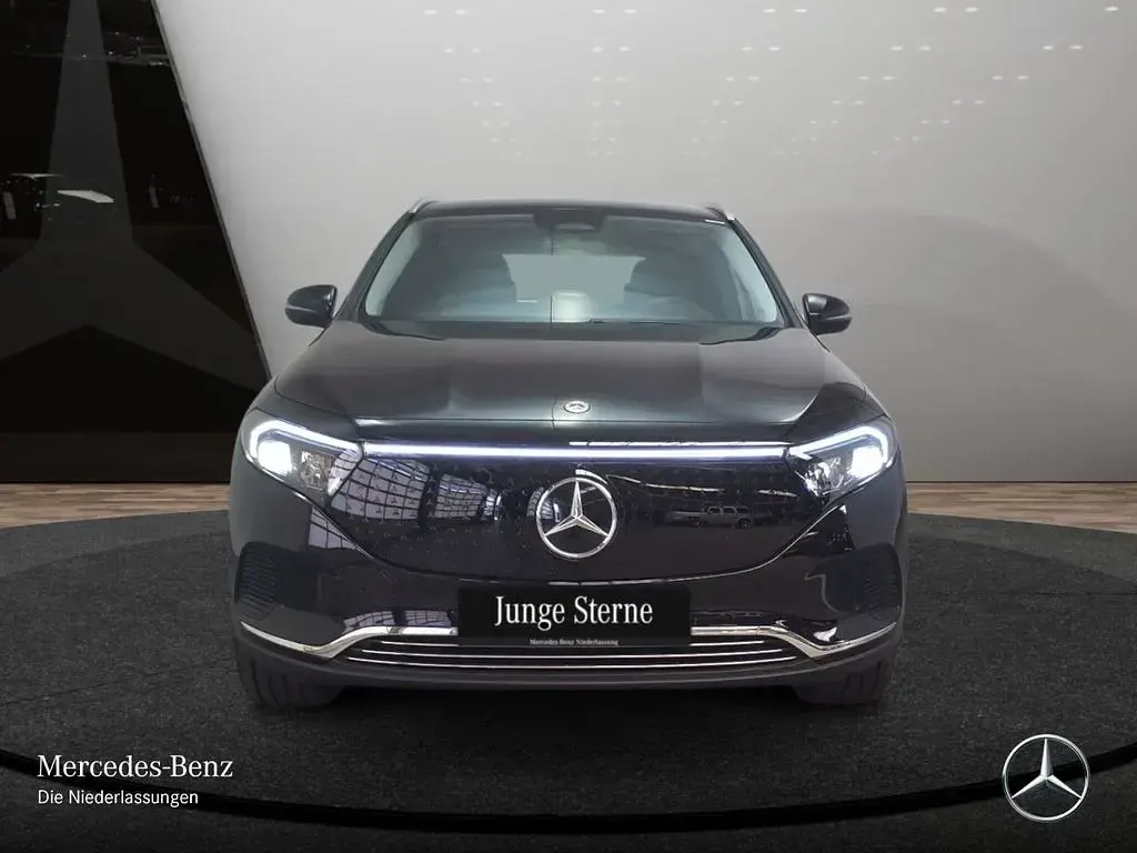 Gebraucht Mercedes EQA300 Progressive 167 kW (228 PS) 2025 Schwarz SUV