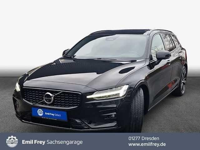 Gebraucht Volvo V60 145 PS (106 kW) 2025 Kombi