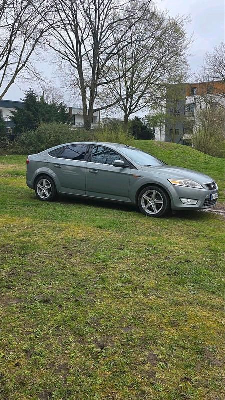 Gebraucht Ford Mondeo 125 PS (91 kW) 2007 Grau Limousine
