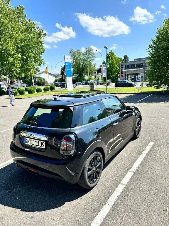 Gebraucht Mini Cooper D 116 PS (85 kW) 2015 Schwarz Kleinwagen