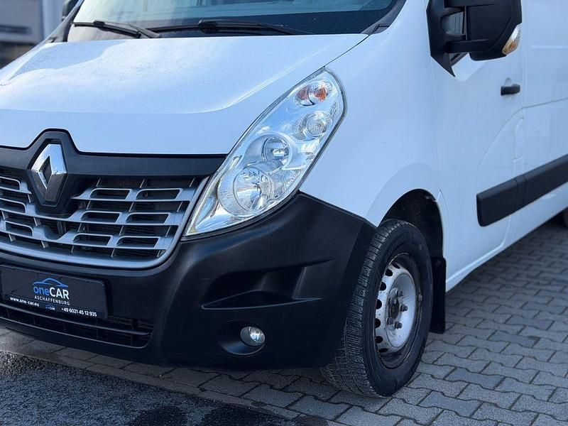 Gebraucht Renault Master 131 PS (96 kW) 2017 Weiß Van / Kleinbus