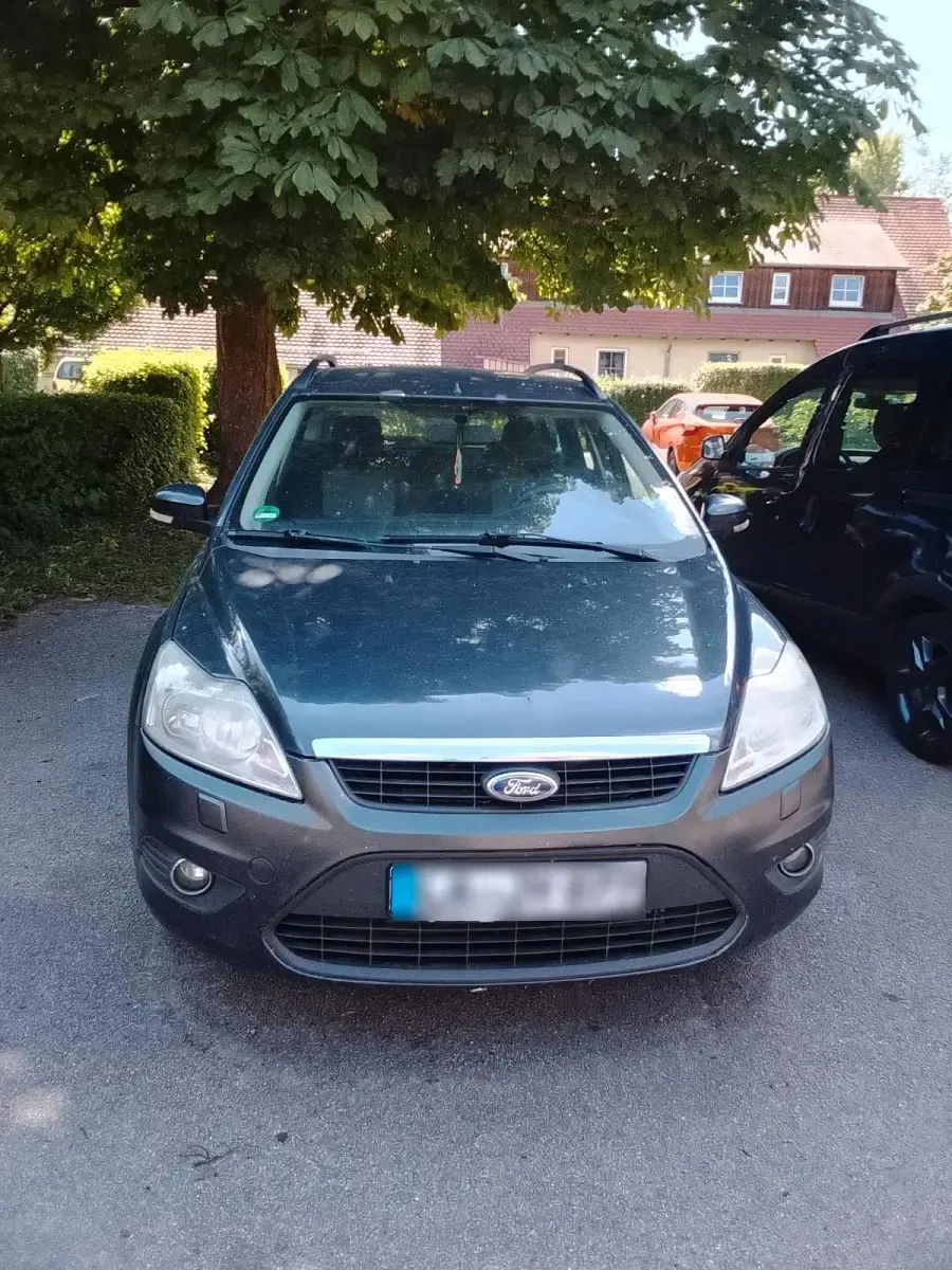 Gebraucht Ford Focus 116 PS (85 kW) 2009 Blau Kombi