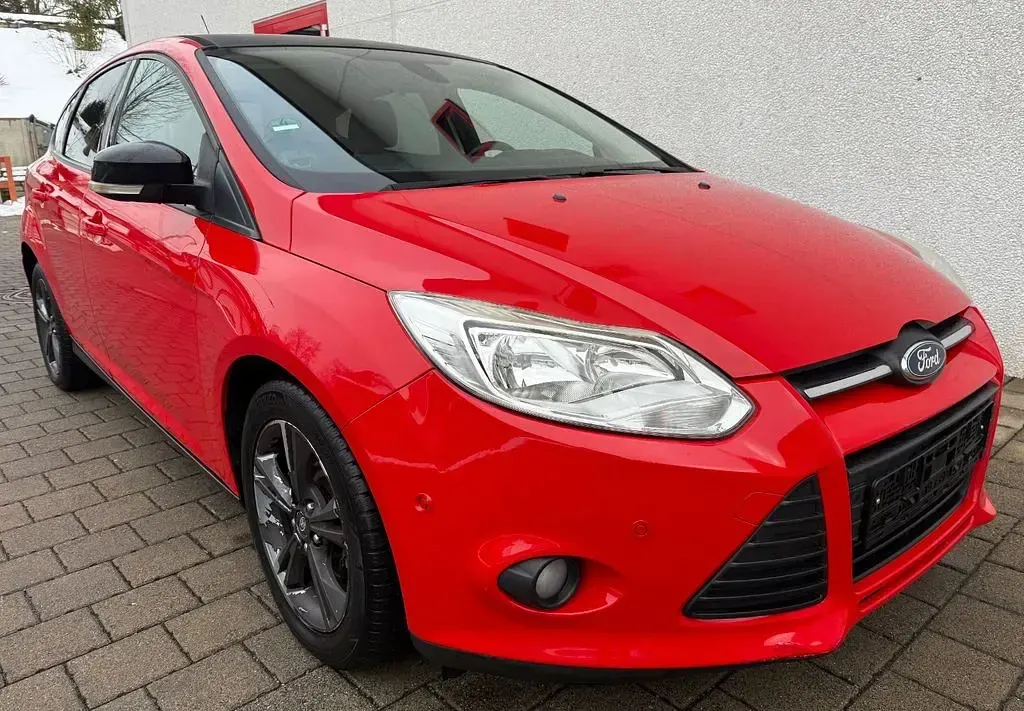 Occasion Ford Focus 125 ch (91 kW) 2013 Rouge Berline