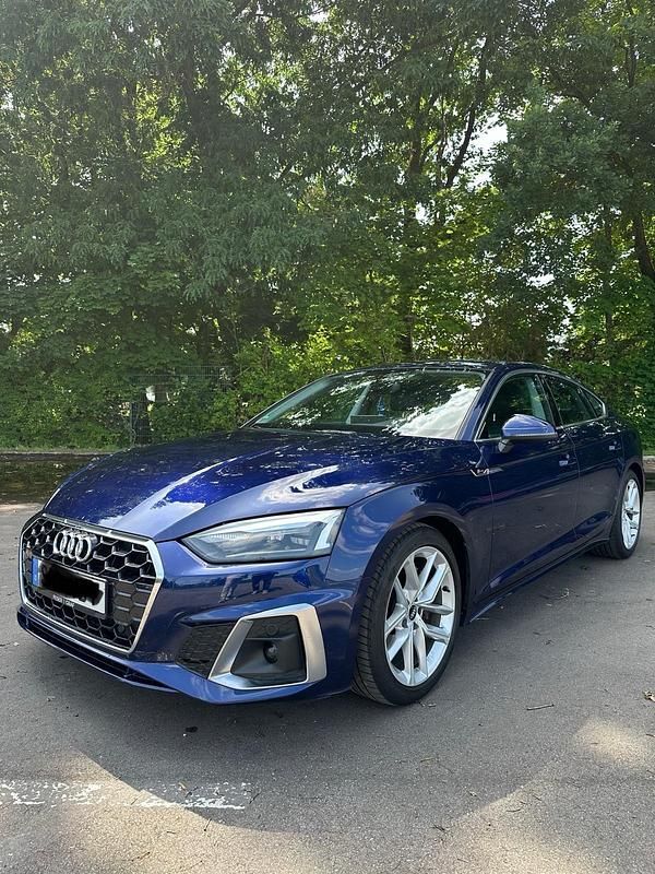 Blau Gebraucht 2022 Audi A5 S-Line Limousine | 29.900 € (Superpreis) - Bild 1/4