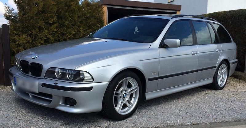 Silber Gebraucht 2002 BMW 525 M Sport Kombi | 3.800 € (Fairer Preis) - Bild 1/4