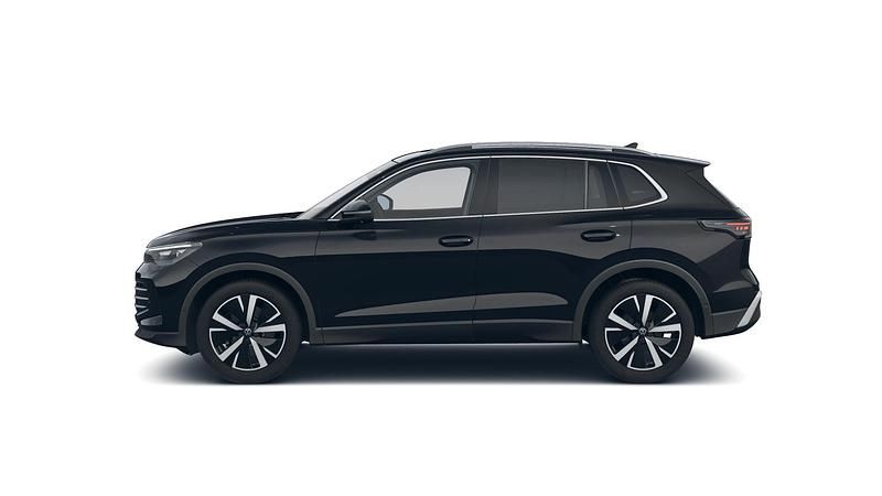 Gebraucht VW Tiguan Elegance 150 PS (110 kW) 2024 Deep black perleffekt SUV