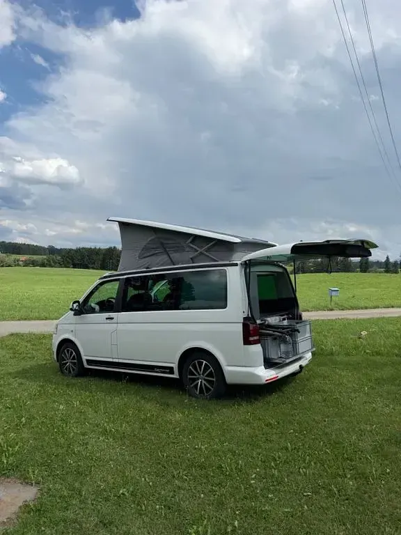Gebraucht VW California Beach 140 PS (102 kW) 2014 Weiß Van