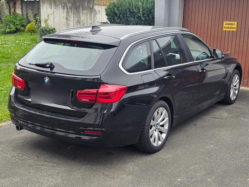 Gebraucht BMW 318 150 PS (110 kW) 2015 Schwarz Kombi
