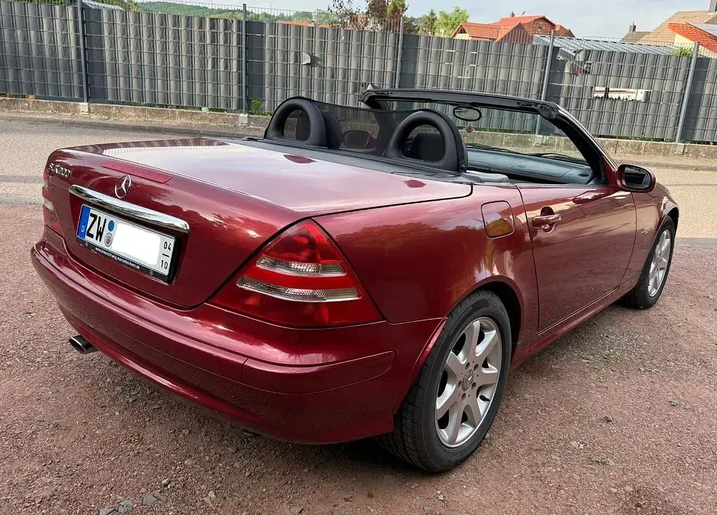Gebraucht Mercedes SLK200 Edition 163 PS (119 kW) 2003 Rot Cabrio