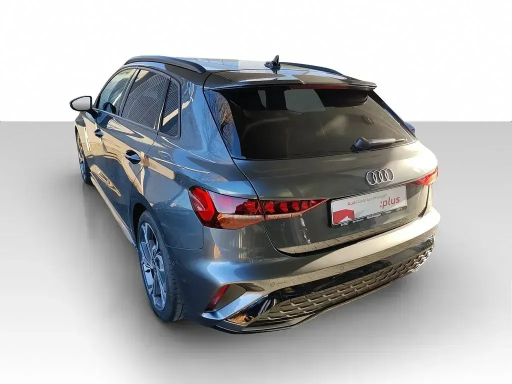Gebraucht Audi A3 S-Line 150 PS (110 kW) 2025 Daytonagrau perleffekt Limousine