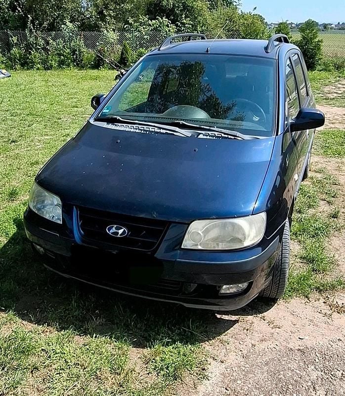 Blau Gebraucht 2004 Hyundai Matrix Van / Kleinbus | 1.800 € - Bild 1/3