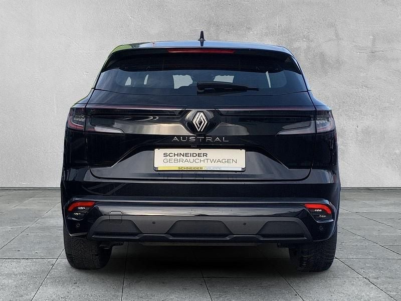 Gebraucht Renault Austral Equilibre 140 PS (102 kW) 2024 Blackpearlschwarz SUV